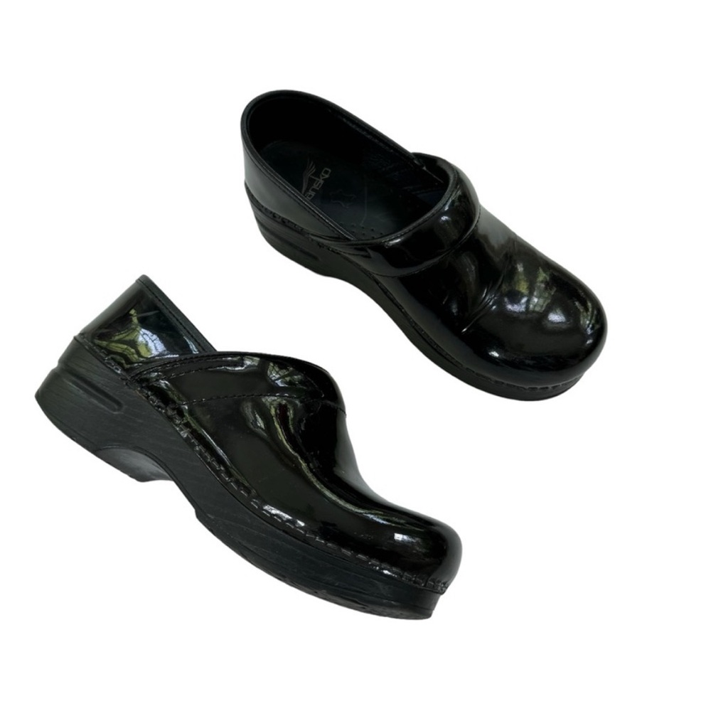 Dansko Professional Clog Shoe Black Patent Leather Size 37 or U.S. 6.5/7